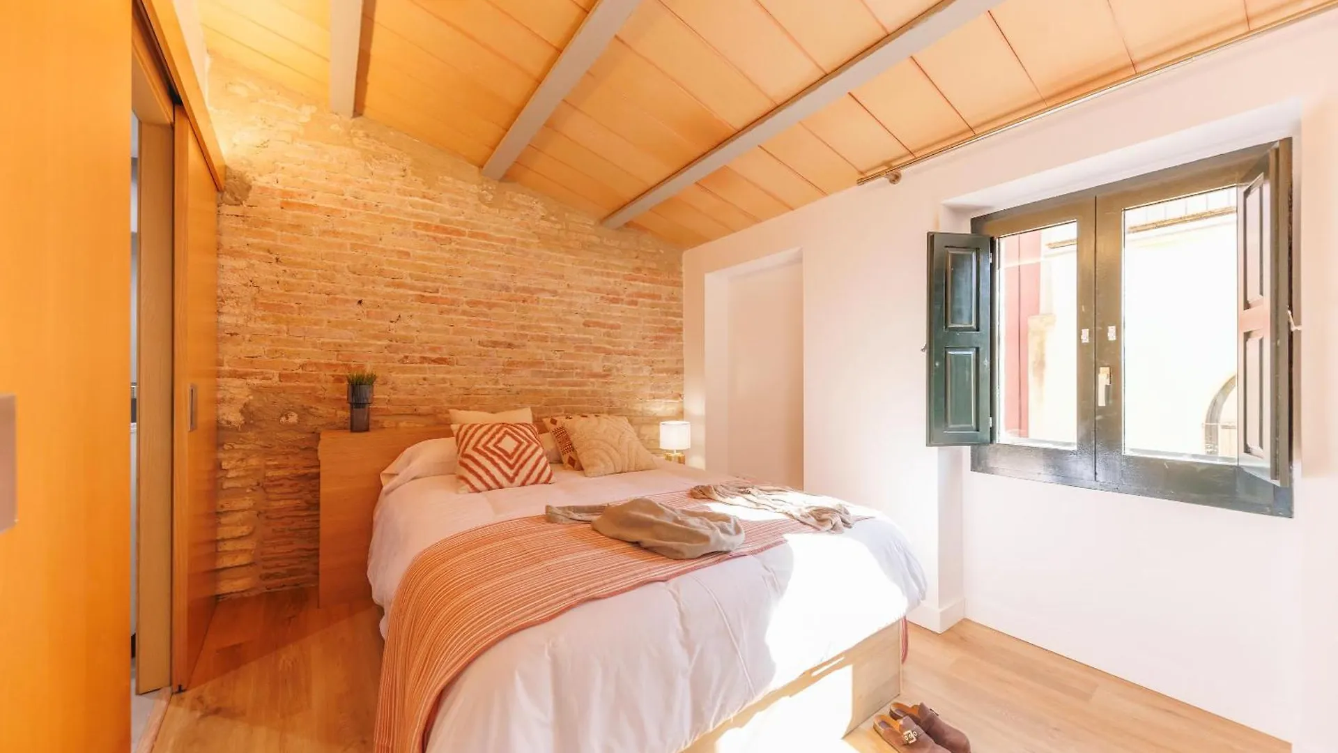 Bravissimo Calderers, Monthly Apartments Girona