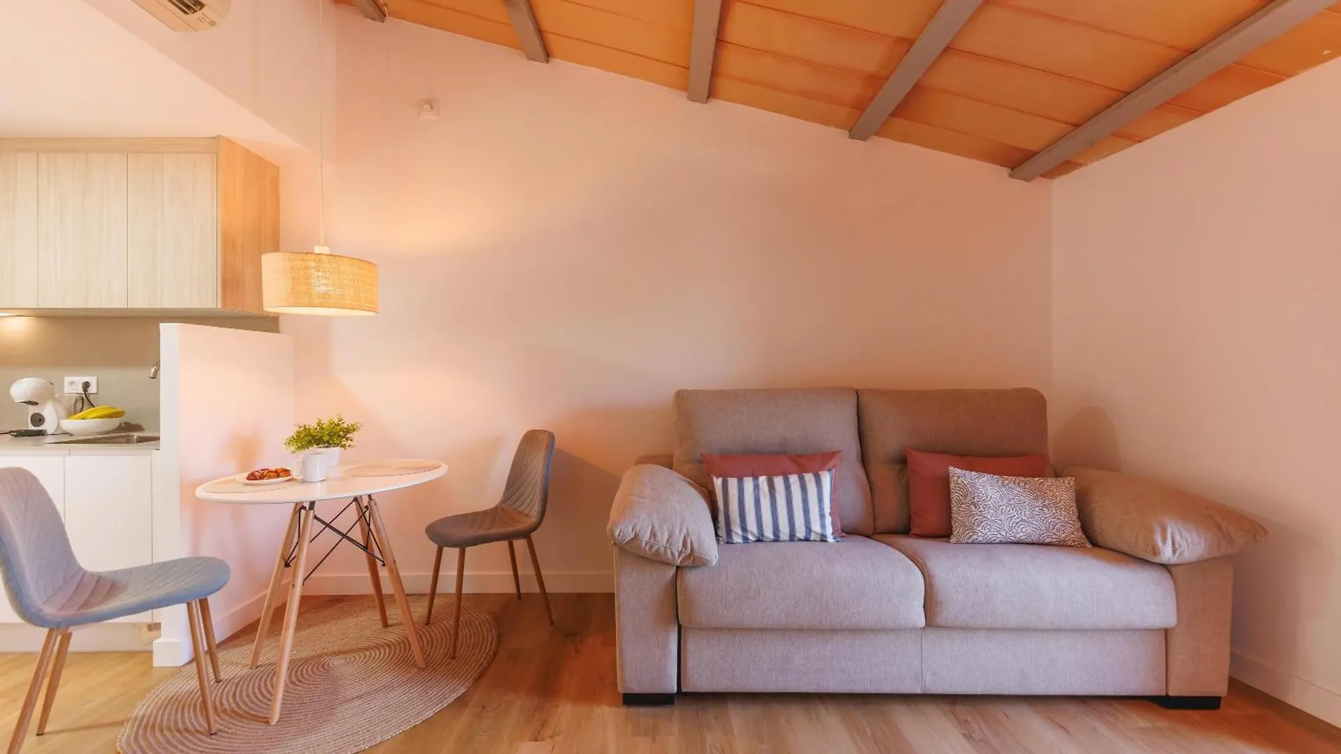 Bravissimo Calderers, Monthly Apartments Girona