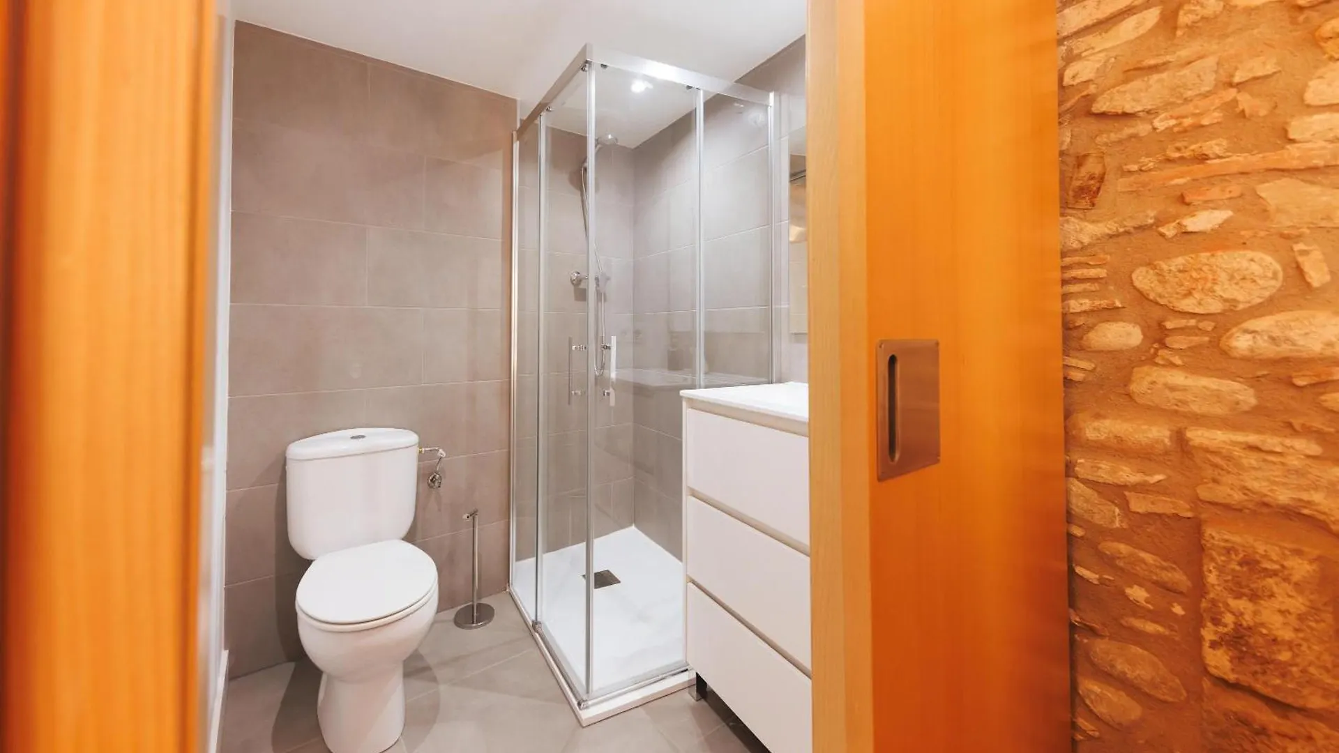 Bravissimo Calderers, Monthly Apartments Girona